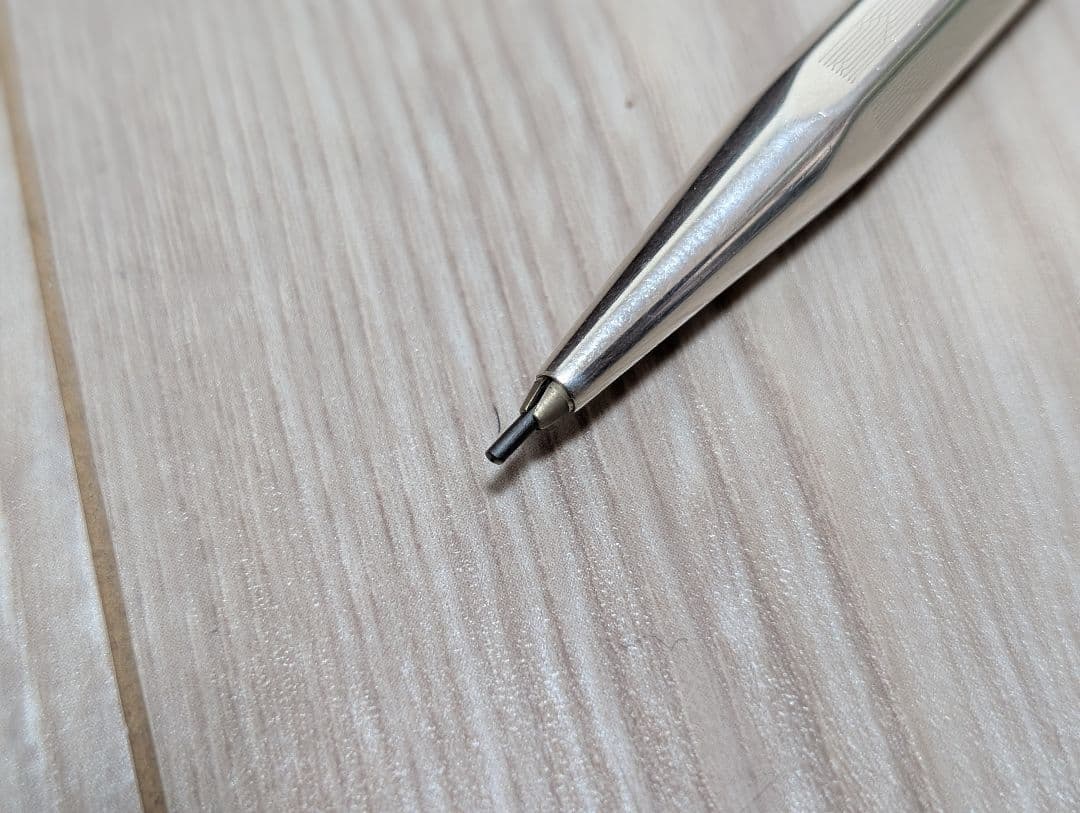 カランダッシュ　エクリドール　シェブロン　1.18