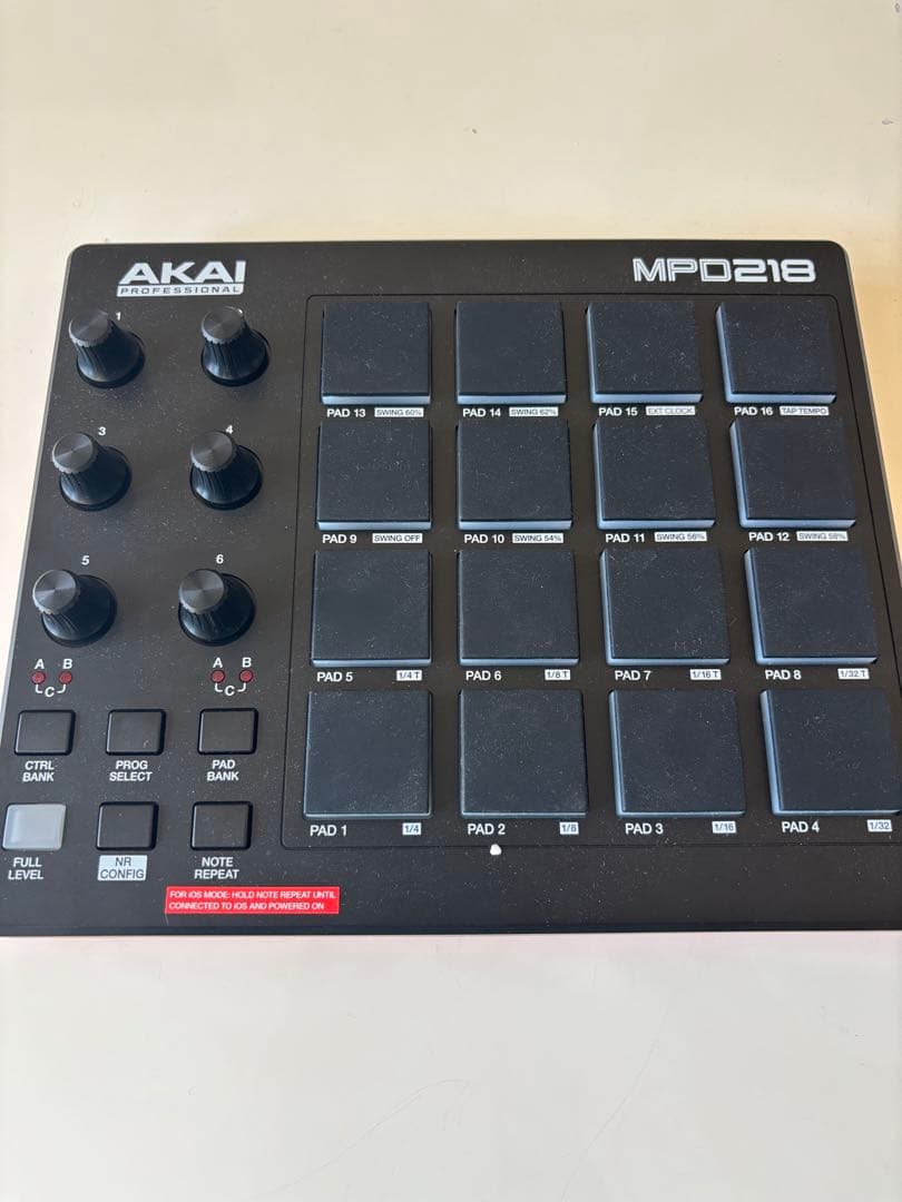 【いりわた】AKAI MPD218 MIDIパッドコントローラー
