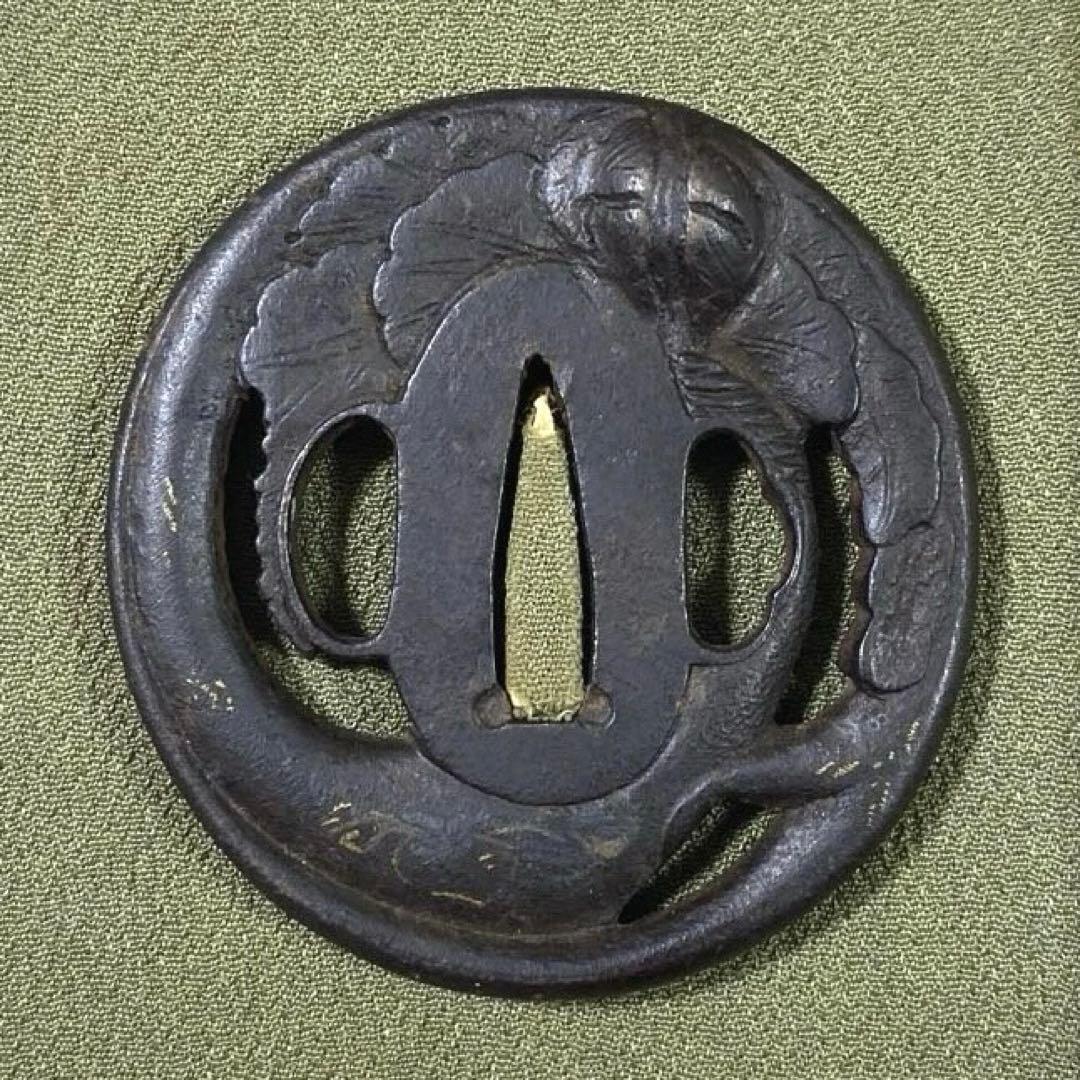 B-72 鍔　金象嵌　武具　刀装具　骨董品　時代物　日本　美術品　工芸品