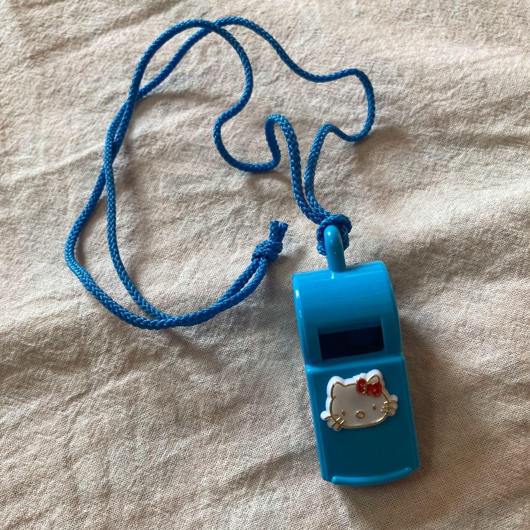 ブルー　ホイッスル　ハローキティ　笛　プラ