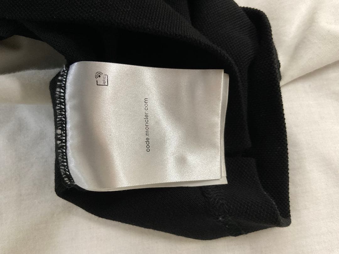 e12 MONCLER レディース　襟ロゴ　ポロシャツ　XL