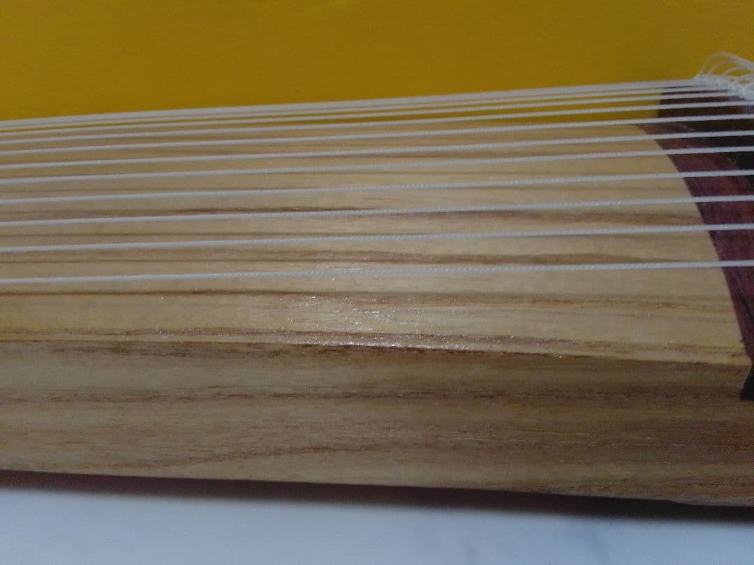 ☆美品☆ ミニ琴 2尺琴 全長約60cm×全幅約13cm お琴の手びき付 木製