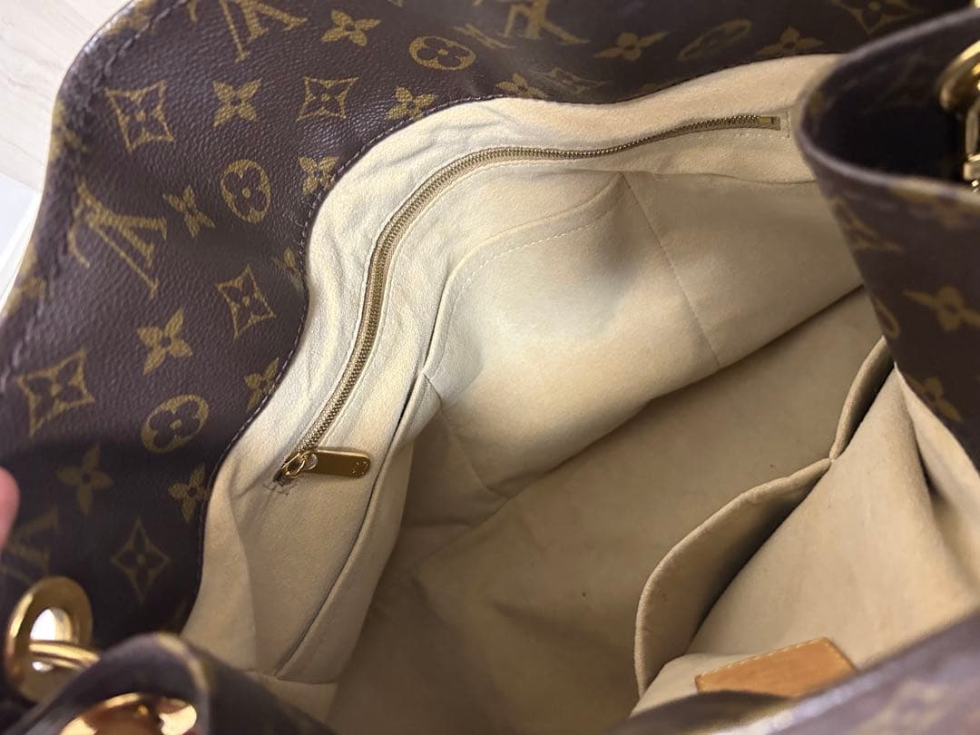 Louis Vitton ルイヴィトン ワンショルダー　アーツィー