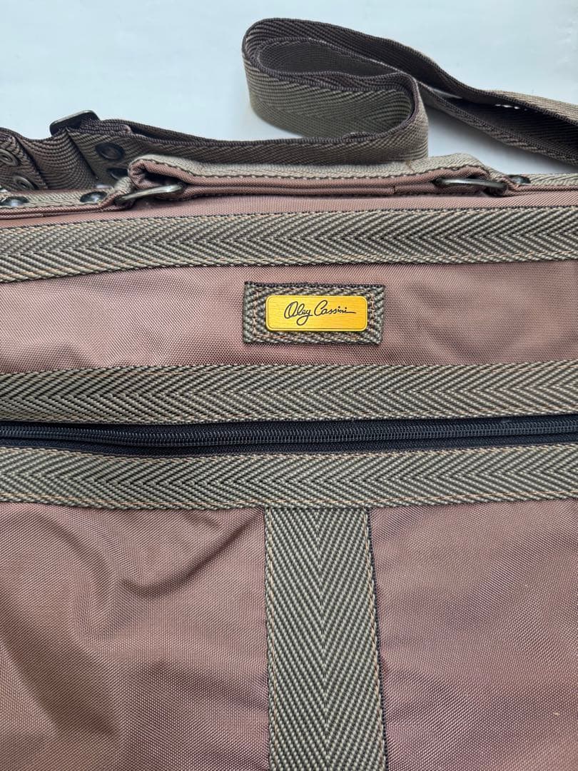 Oleg Cassiniガーメントバッグ ブラウンカラー ハンガー付き