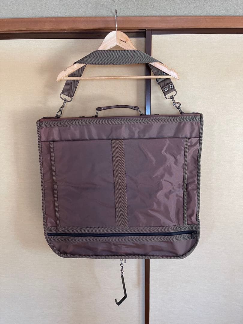 Oleg Cassiniガーメントバッグ ブラウンカラー ハンガー付き