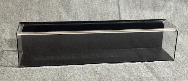 アクリル水槽 1200×200×200 背面、底面黒マット板
