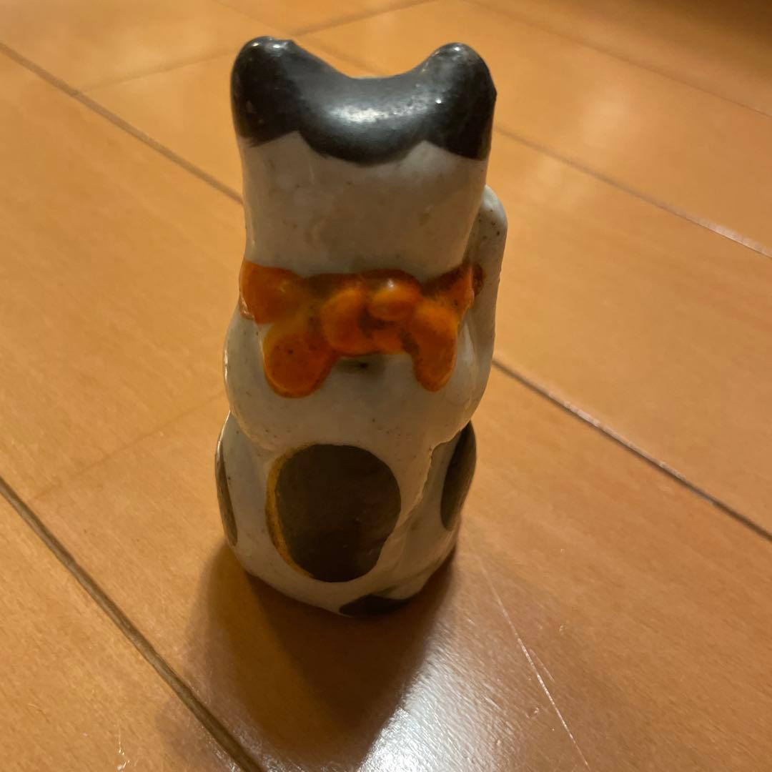 【文明館】招き猫 瀬戸人形 (約97g) 時代物 古玩 色絵 陶磁器