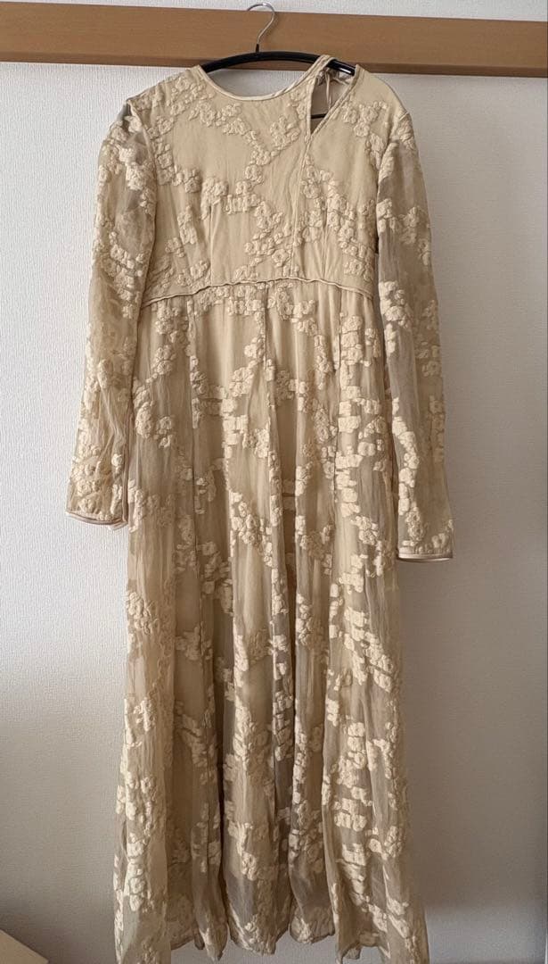 CLANE バージュフラワージャガードワンピース ベージュ　オケージョン