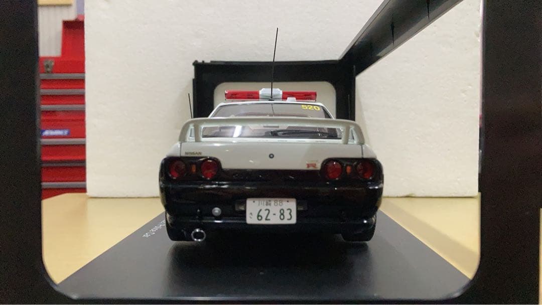 GT-R32パトカー1/18 1/24締