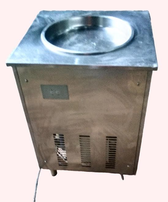 詳細不明　業務用ロールアイスクリームフリーザー　完全動作品中古