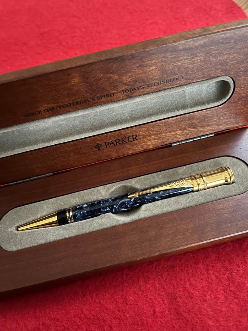 パーカーボールペン デュオフォールド‼️綺麗‼️木製専用ケース入‼️ネーム刻印あり