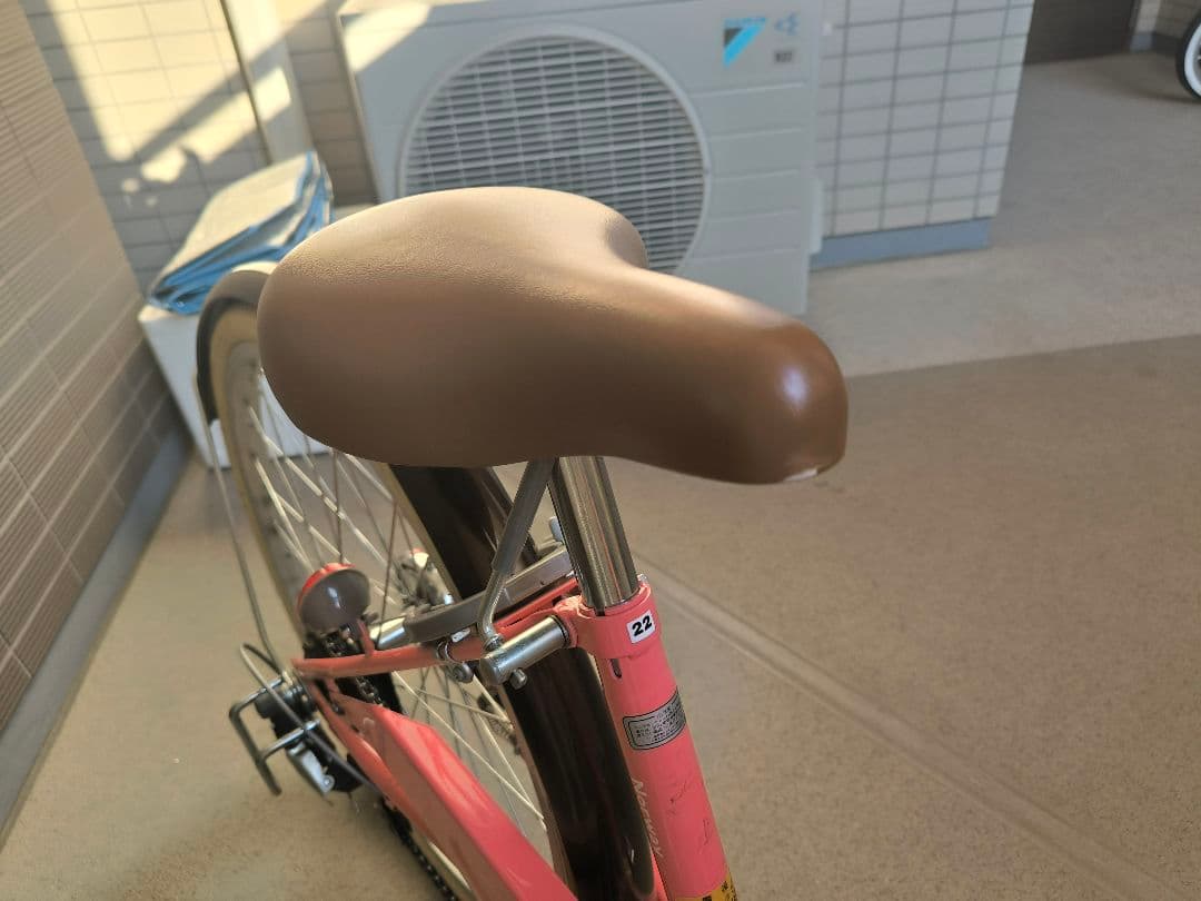 子供自転車　22インチ　シマノ6段変速