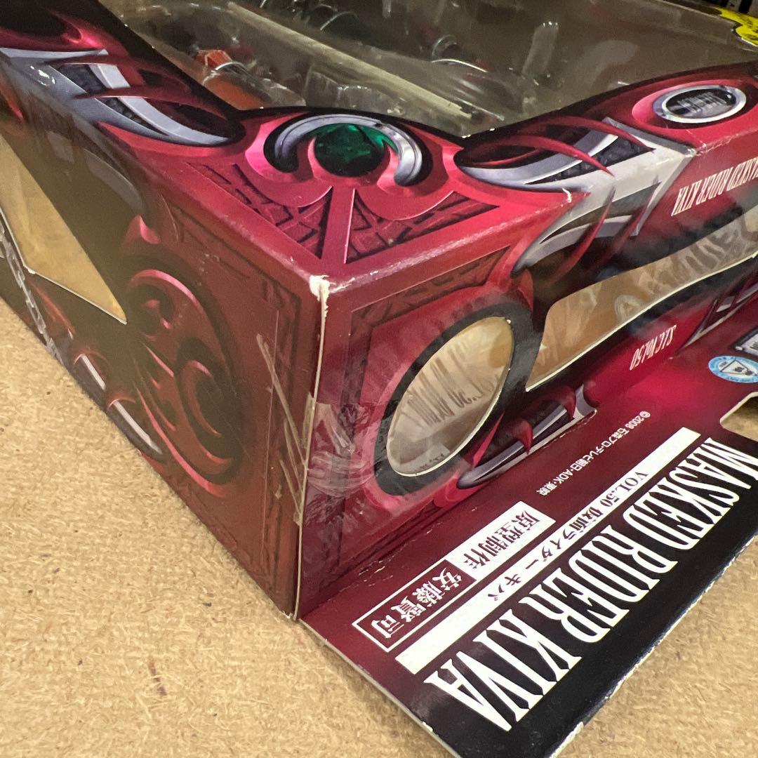 S.I.C. 仮面ライダーキバ フィギュア