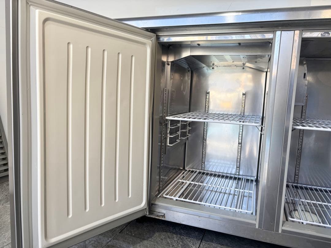 パナソニック業務用台下冷凍冷蔵庫SUR-K1261CA最新モデル