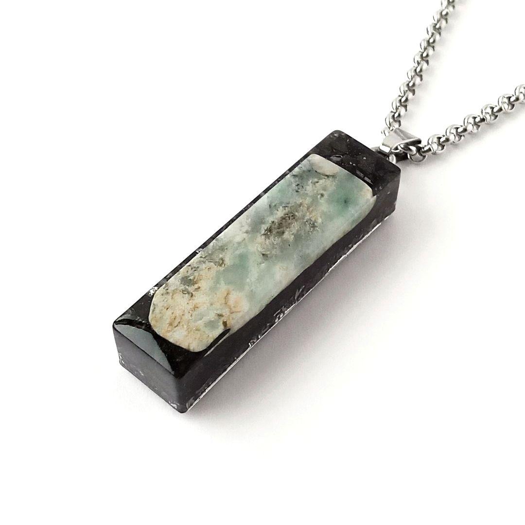 オルゴナイト｜糸魚川翡翠やモリオンなどを使った、厄除け・浄化・健康・幸福のお守り