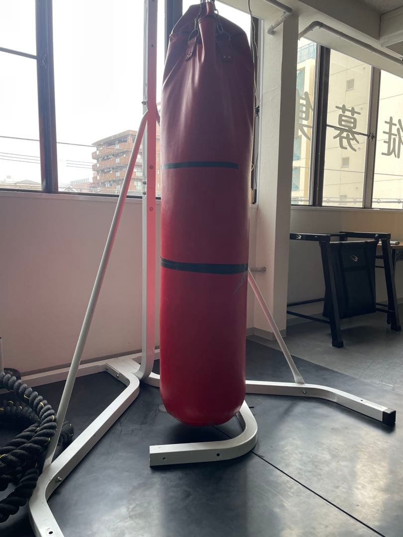 【WILDFIT GYM】サンドバッグ&スタンド、固定用砂袋付き 引き取り限定