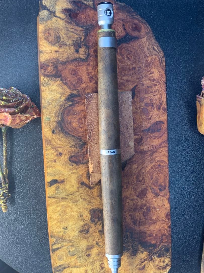 +10Nikas20クラロウォルナット縮杢0.5mm