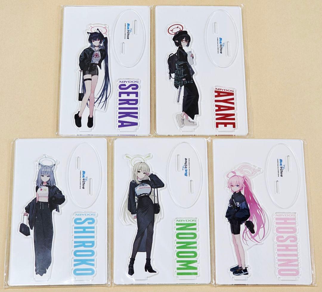 ブルーアーカイブ　アクスタ5人セット　韓国ポップアップストア　PEERコラボ