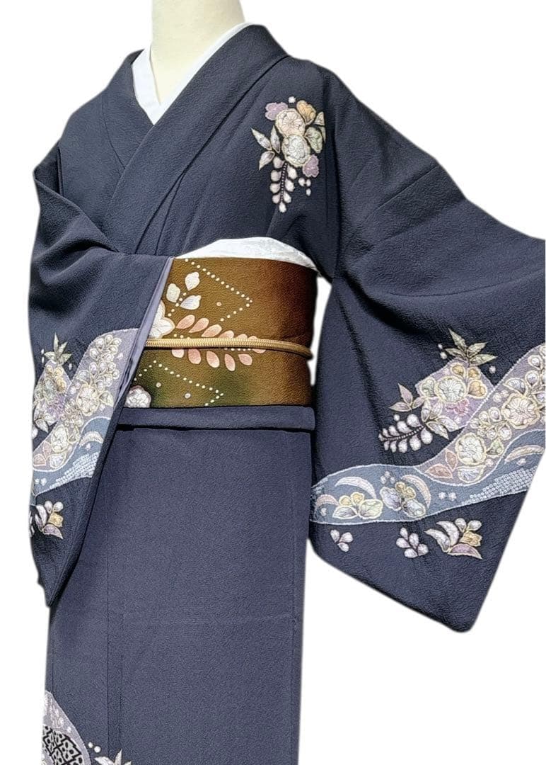 A134愛華 着物 翠山工房　訪問着正絹 濃グレー 絞り 暈し染め 辻が花