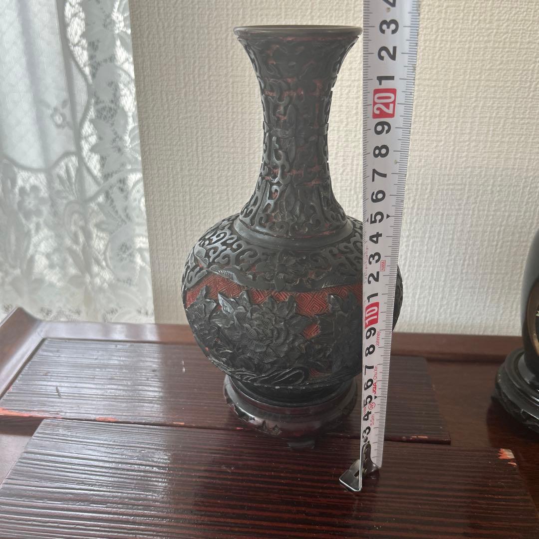 中国古美術 古玩 花瓶 黒堆朱 木製円台付 堆朱