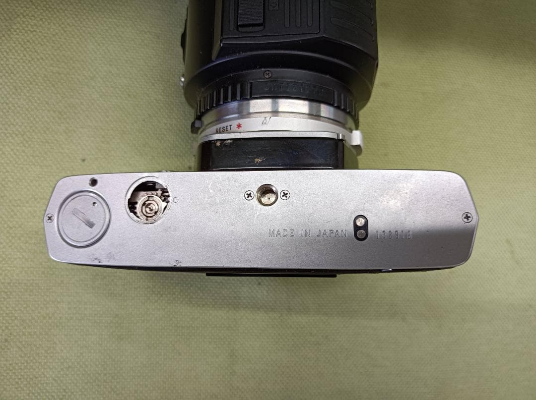 都《QKRTT》オリンパス　OM-2　一眼レフ　COSINA75-200MM