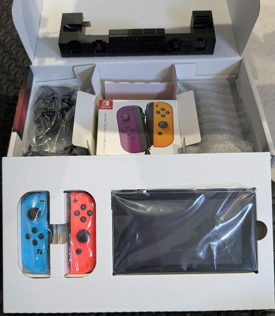 Nintendo Switch ネオンブルーとネオンレッド本体 + EXTRA