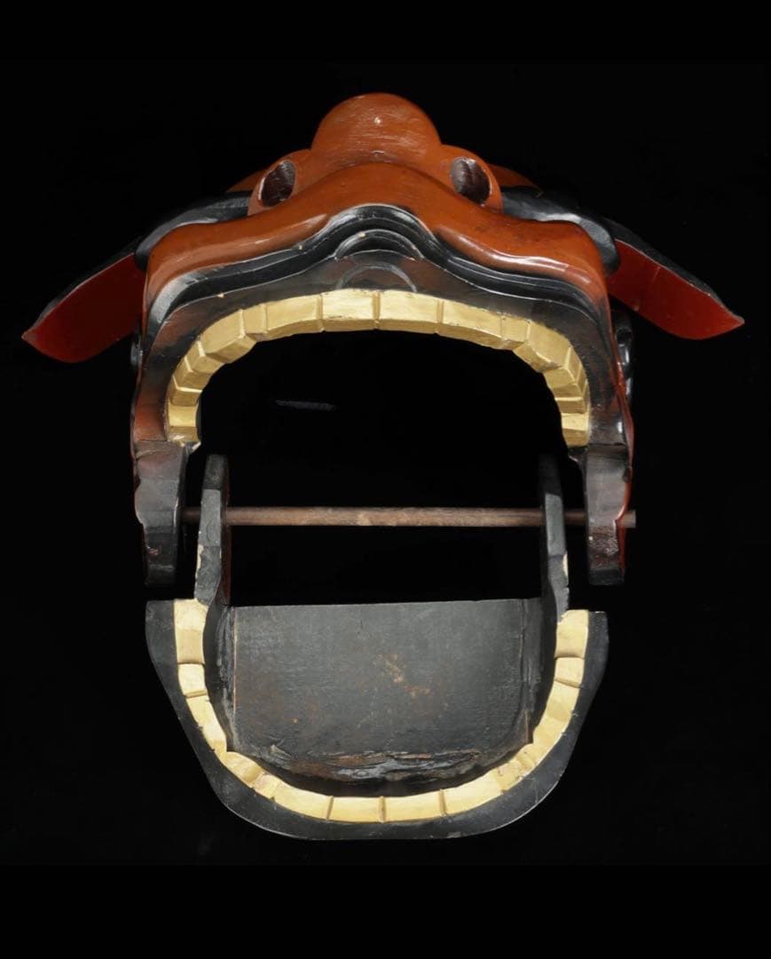 時代物 木彫獅子頭 朱漆塗金彩 幅54cm 獅子舞 神楽面 魔除 縁起物 骨董品