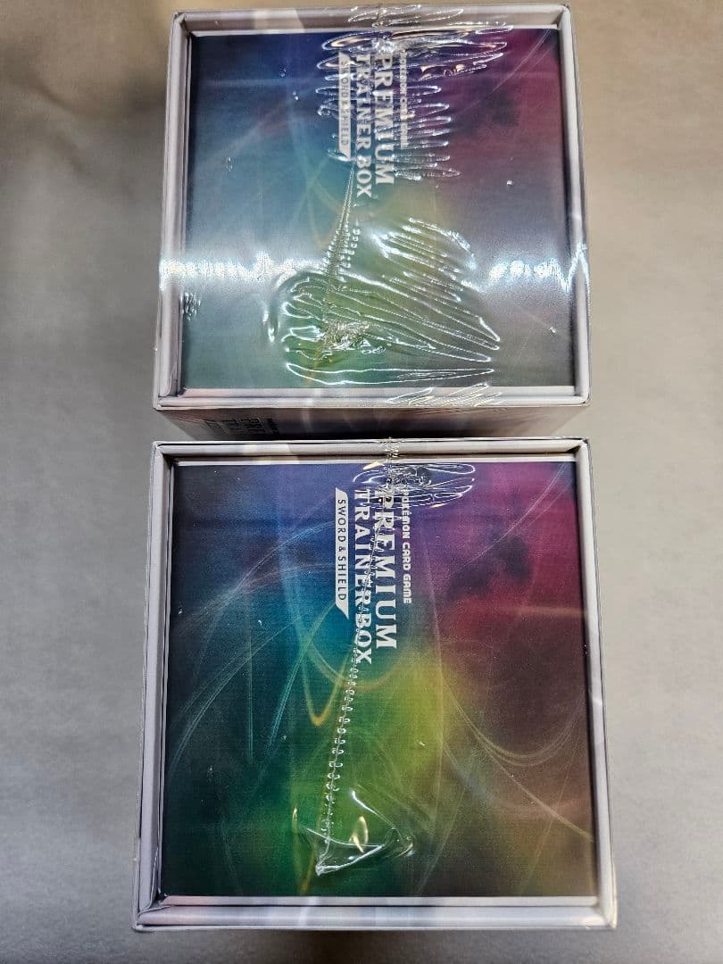 【新品未開封／シュリンク付き】プレミアムトレーナーボックスソード&シールド　2箱