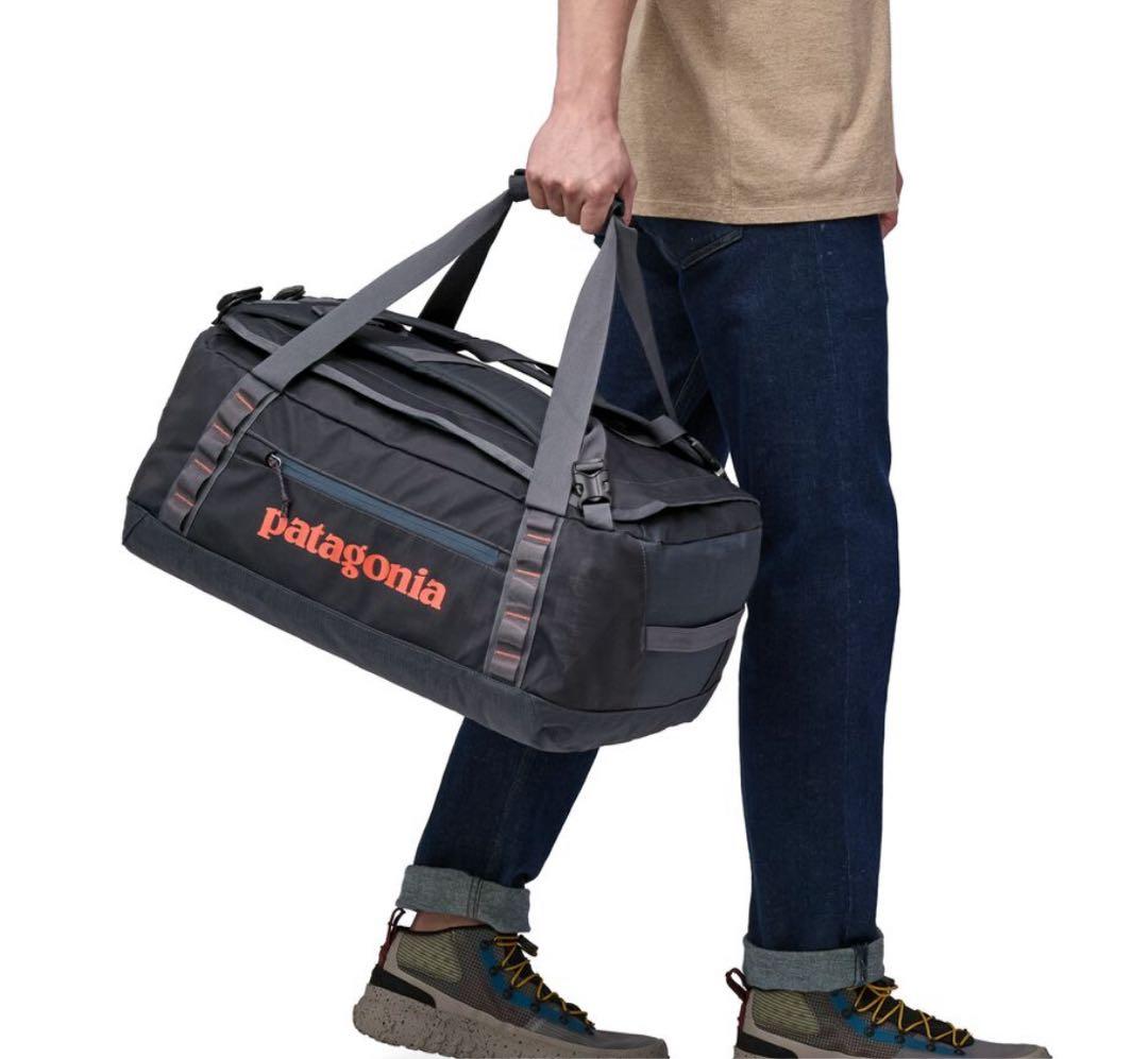 新品 BOB タグ付き パタゴニア ブラックホール ダッフル 40L 正規品
