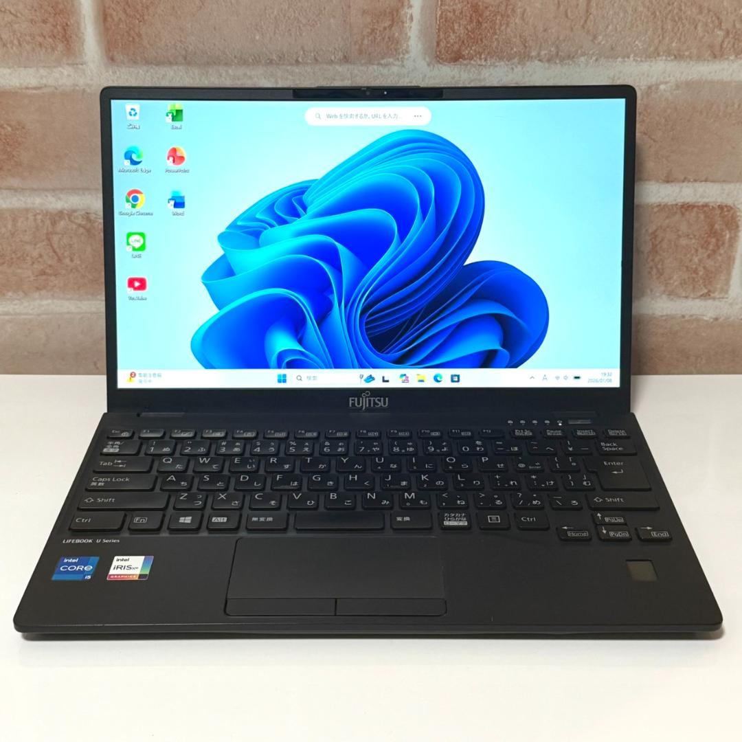 ★超軽量708g★ 2021年製 第11世代Corei5 美品 富士通 G92