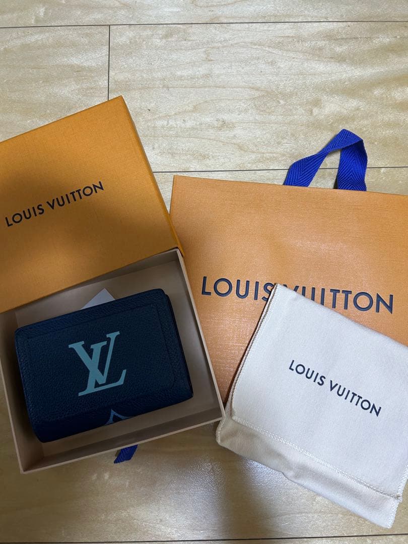 ノエさん専用　LOUIS VUITTON 二つ折り財布 M6111 ネイビー