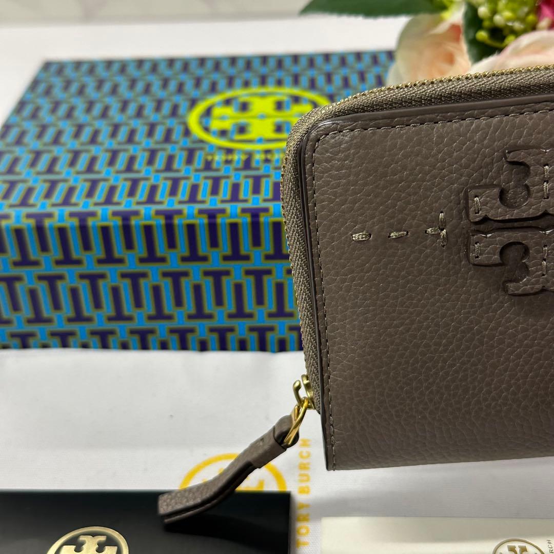 新品同様‼️ 現行　トリーバーチ　TORYBURCH 財布　折り財布　マックグロー