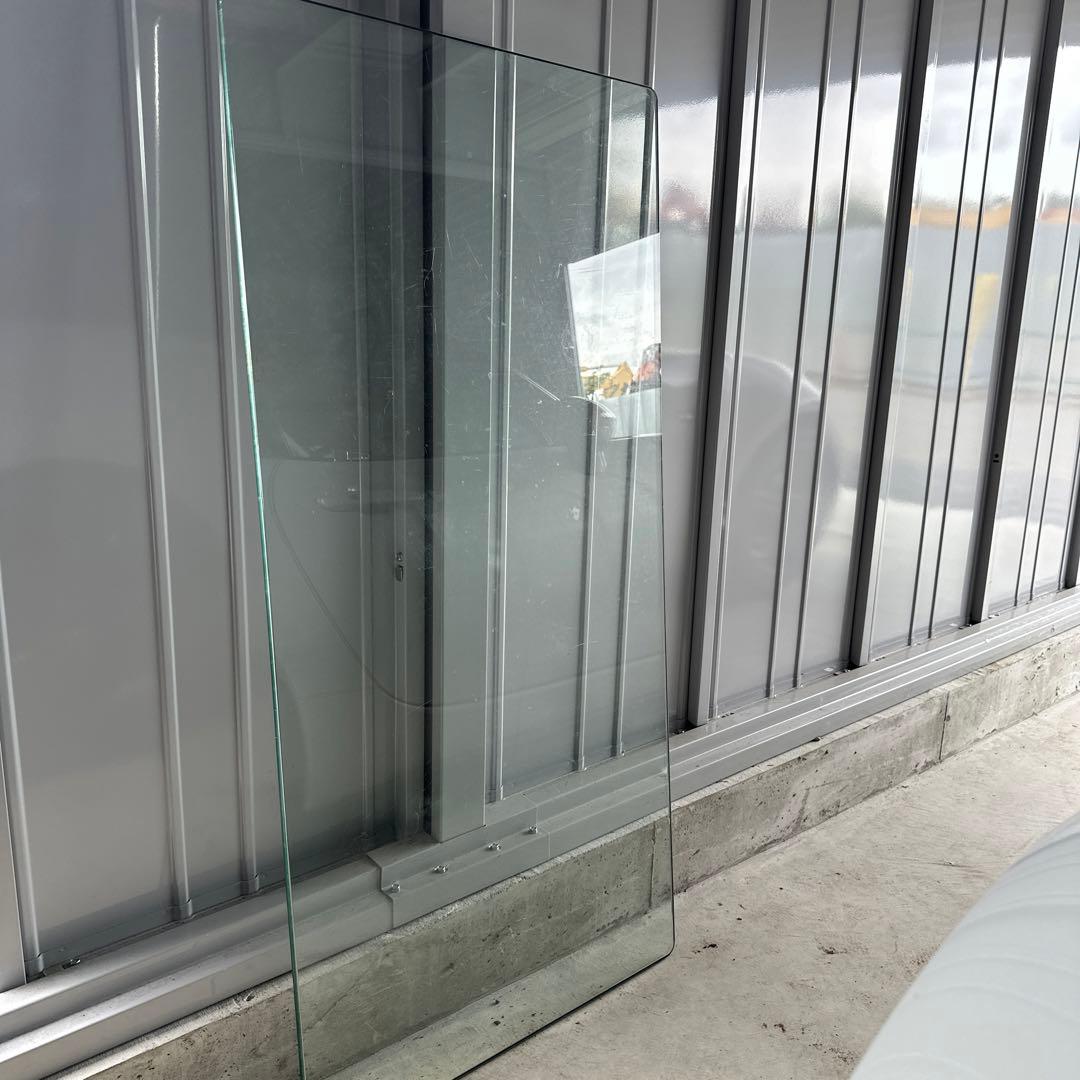 鉄道車両の窓ガラス