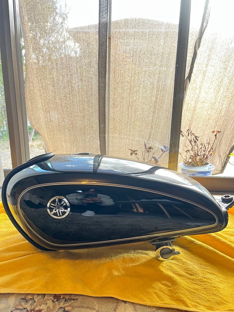 (超美品)tetsu　Yamaha SR400 タンク　2001年式3型