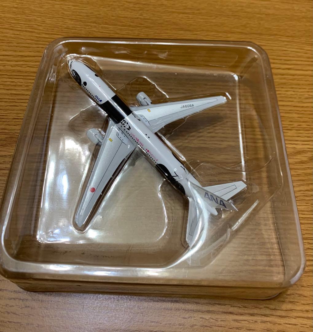 ANA FLY!パンダ　フライパンダ　飛行機模型　ボーイング767-300