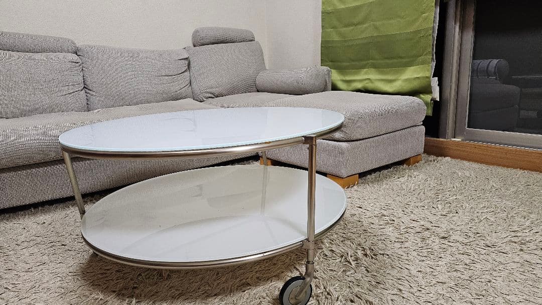 IKEA STRIND ガラステーブル　円形テーブル
