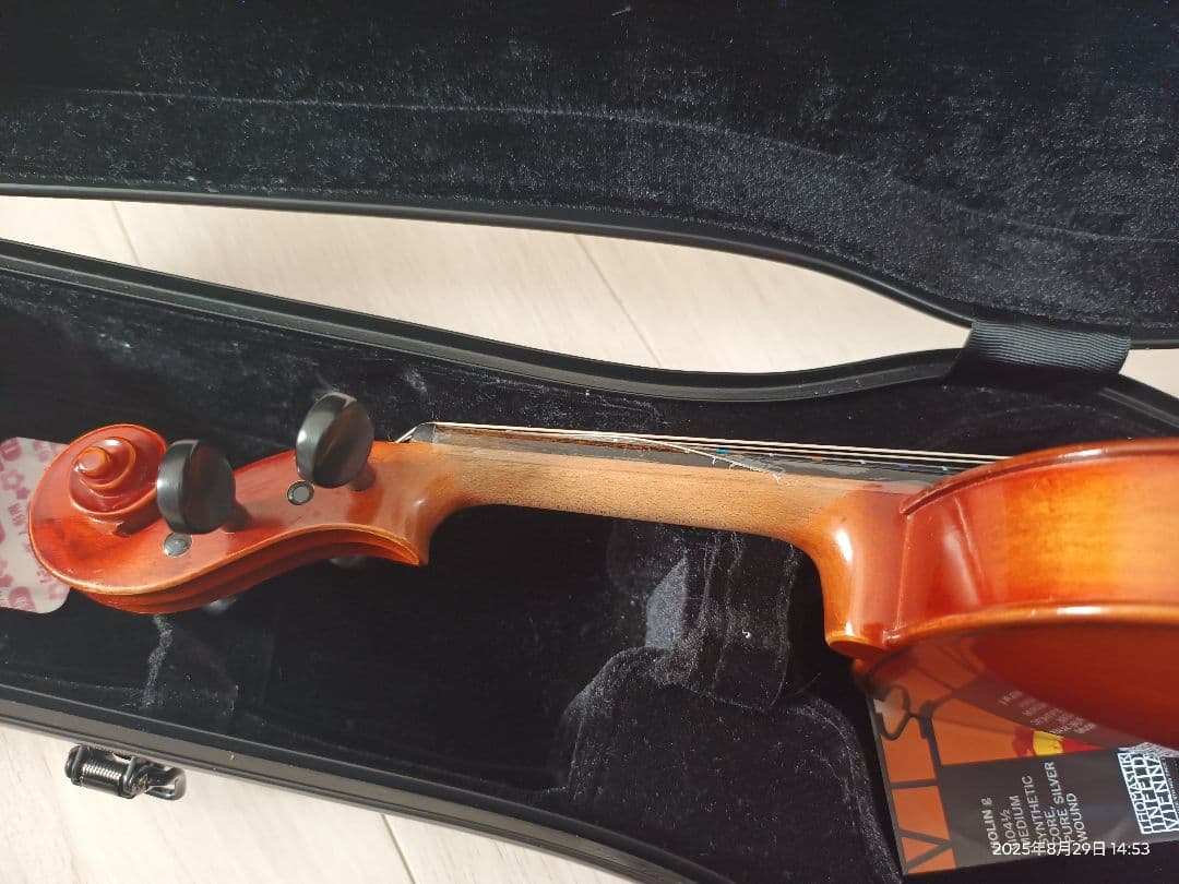 SUZUKI バイオリンとデザインケース付き詳しくは写真ご覧ください