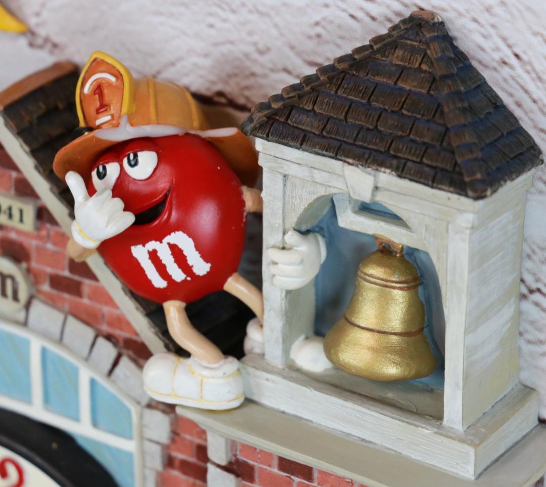 M&Ms ダンベリーミント　消防署　コレクターズウォールクロック　２００５年製