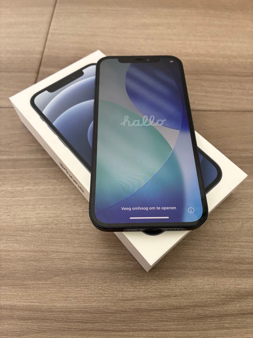 Apple iPhone 12 ブラック 本体　64G SIMフリー