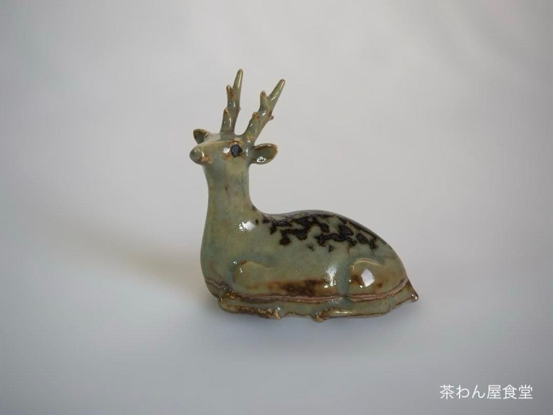 2代伊東陶山造『鹿香合』（共箱）