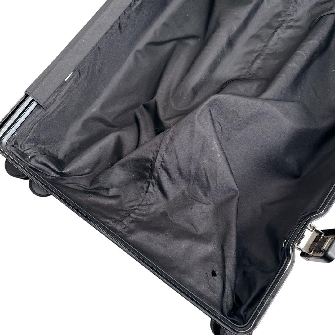 イノベーター アルミ スーツケース 63cm 黒 4輪 キャリー 旅行 出張