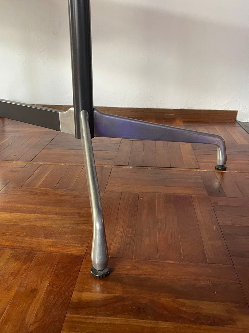 ハーマンミラー ヴィンテージ イームズ セグメンテッド ベース テーブル 4