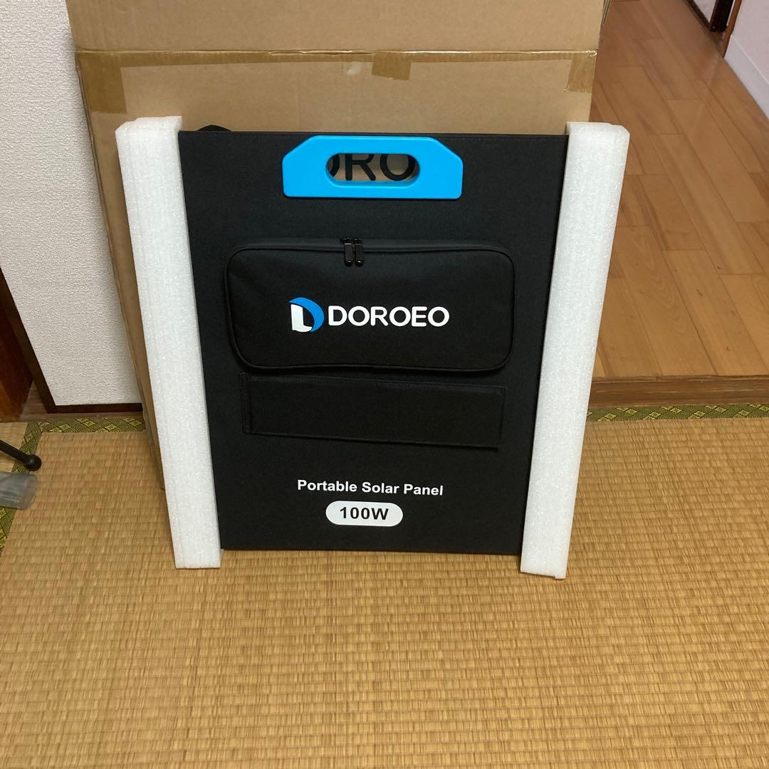 ソーラーパネル 100W 太陽光 ソーラーチャージャー 折り畳 防災　送料込み