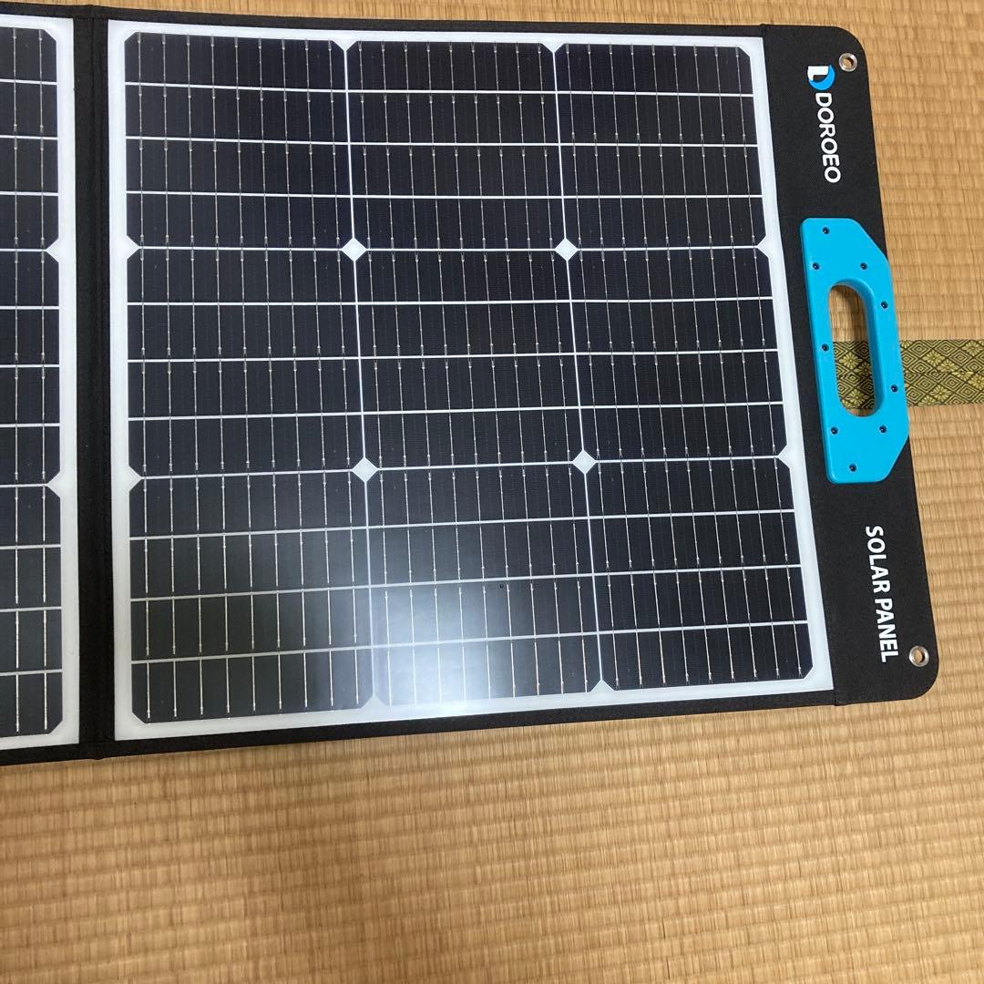 ソーラーパネル 100W 太陽光 ソーラーチャージャー 折り畳 防災　送料込み