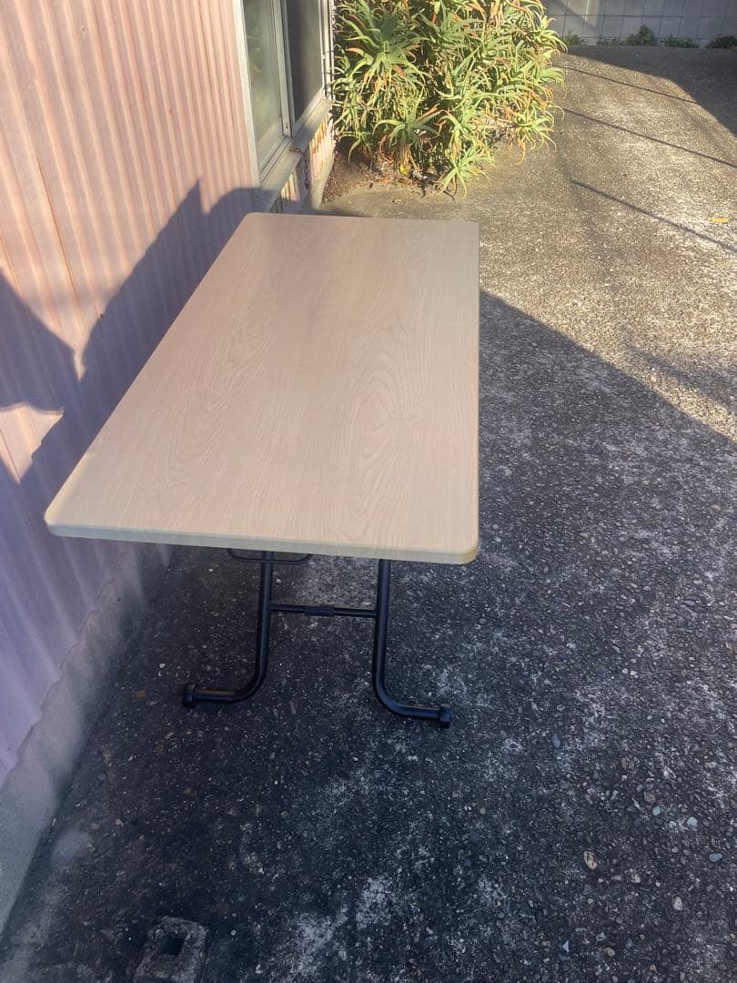 ニトリ　リフトテーブル　昇降テーブル