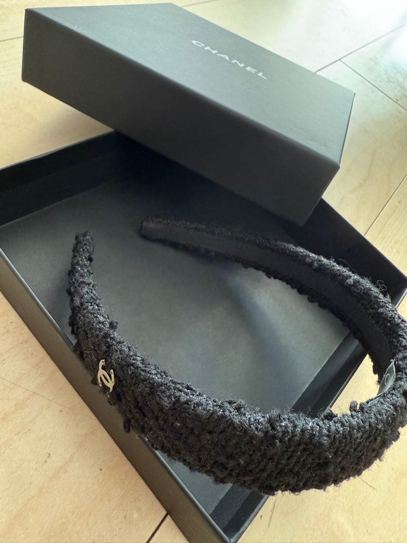 CHANEL（シャネル）ヘアバンド（カチューシャ）ツィード ブラック 新品未使用