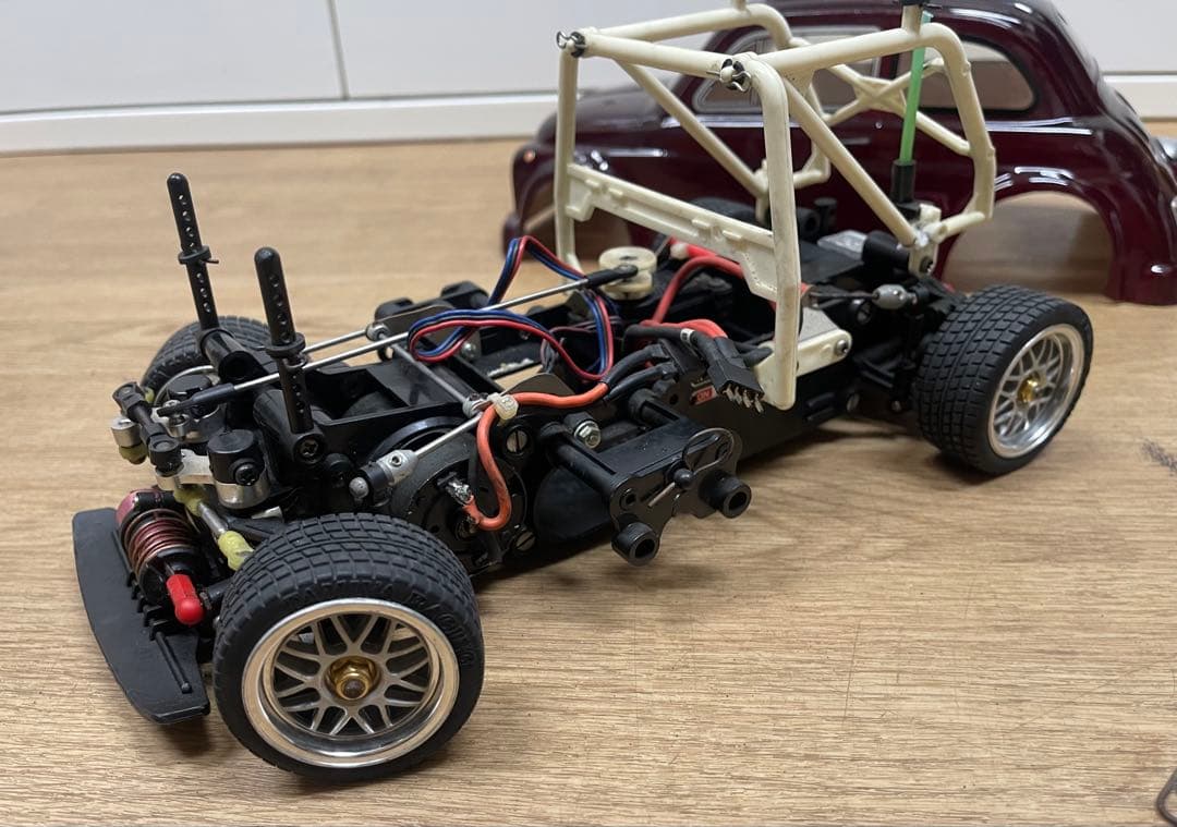 タミヤM01シャーシ電動FFラジコン　フィアットアバルトボディー
