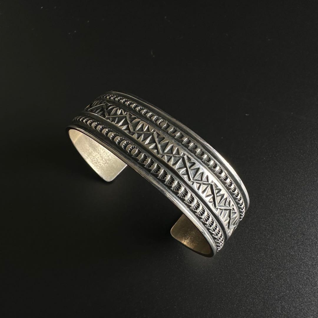 NAVAJO Sunshine Reeves スタンプワークバングル 20mm幅