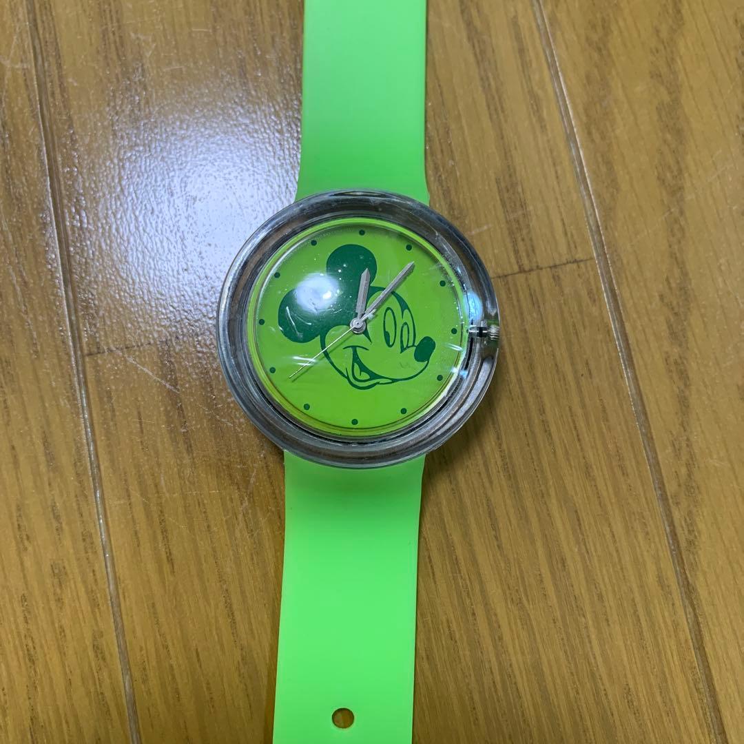 ディズニーストア 腕時計 ミッキー 黄緑