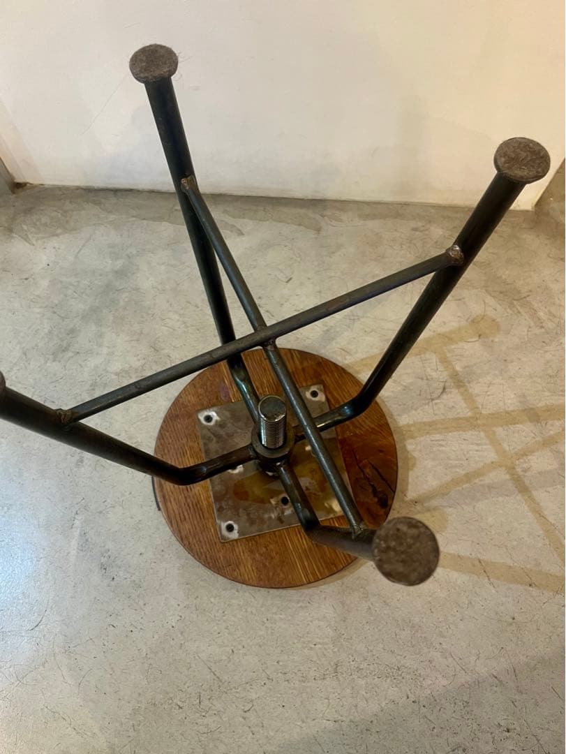 HKW（ヒロファニチャー）アイアンスツール　高さ調整可